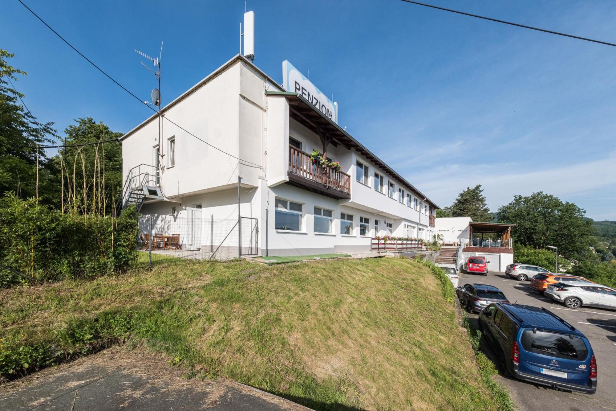 Penzion Kozi Horka U Brnenske Prehrady Brno Ngoại thất bức ảnh
