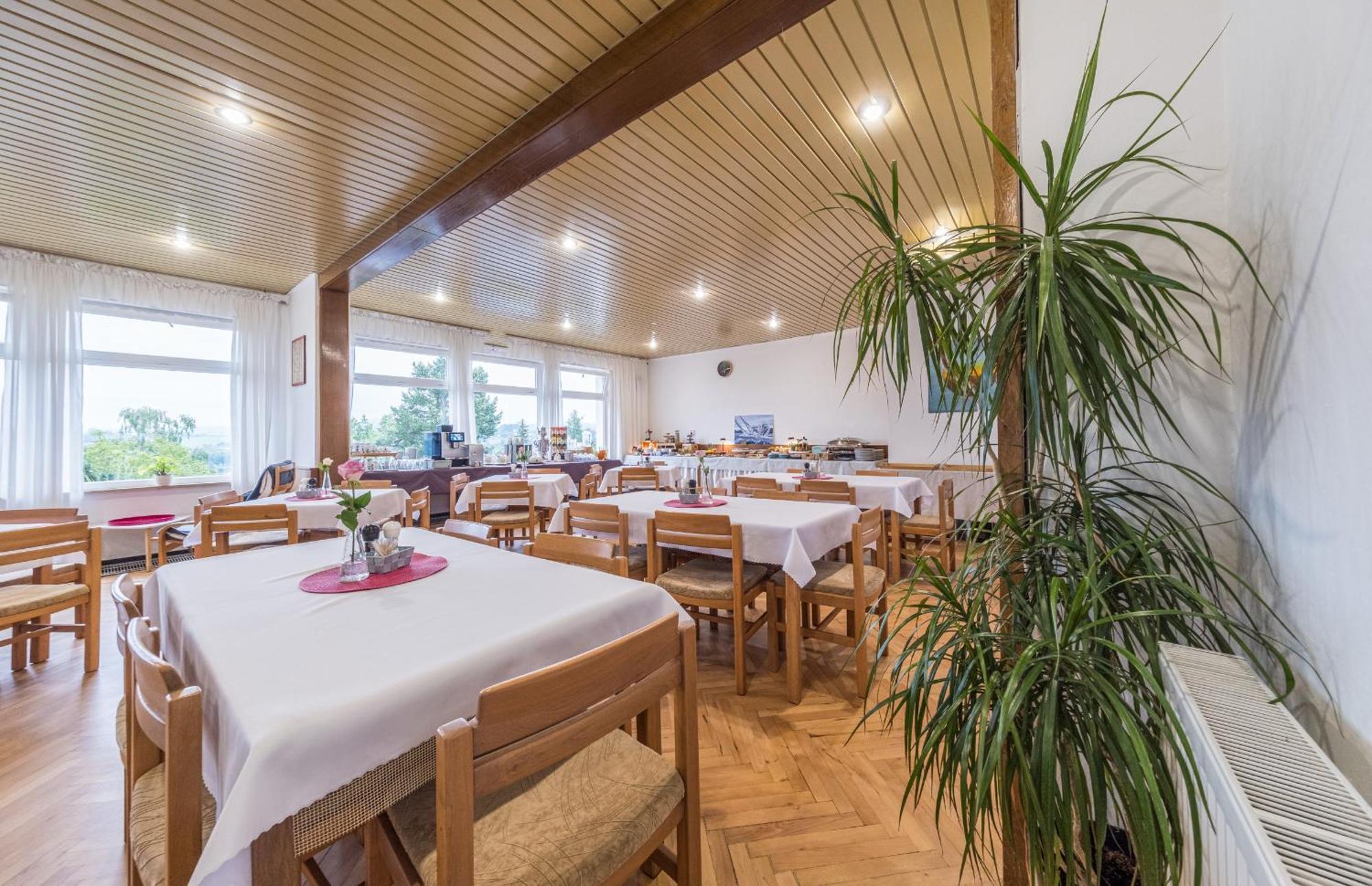 Penzion Kozi Horka U Brnenske Prehrady Brno Ngoại thất bức ảnh